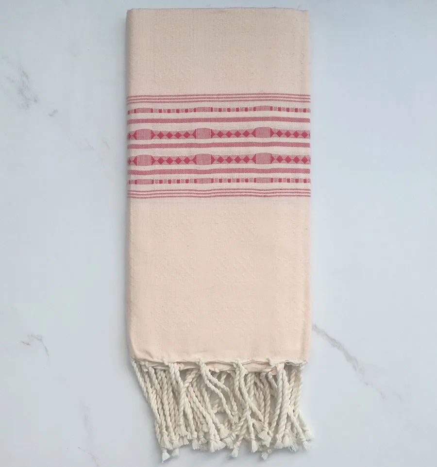 Fouta thalasso jaune crème avec motifs rouge 