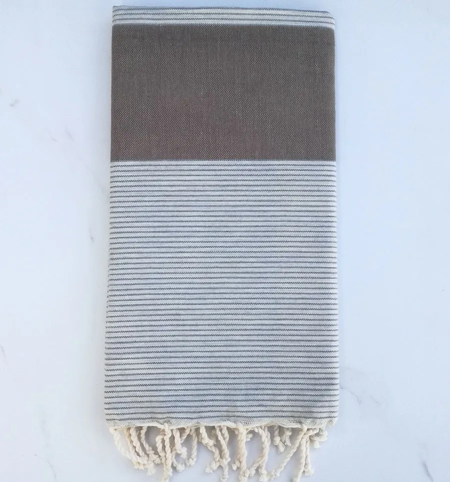 Fouta plate bistre et gris perle avec rayures 