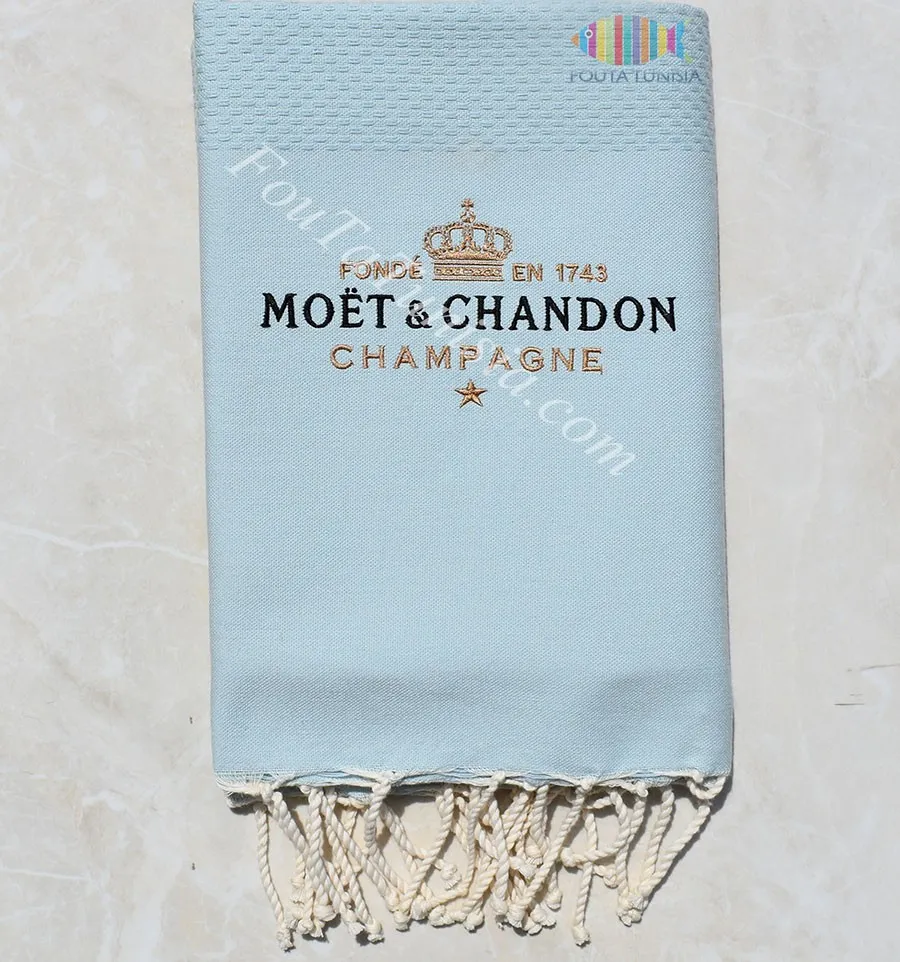 Toalla de playa azul cielo personalizada Moët & Chandon Champagne 